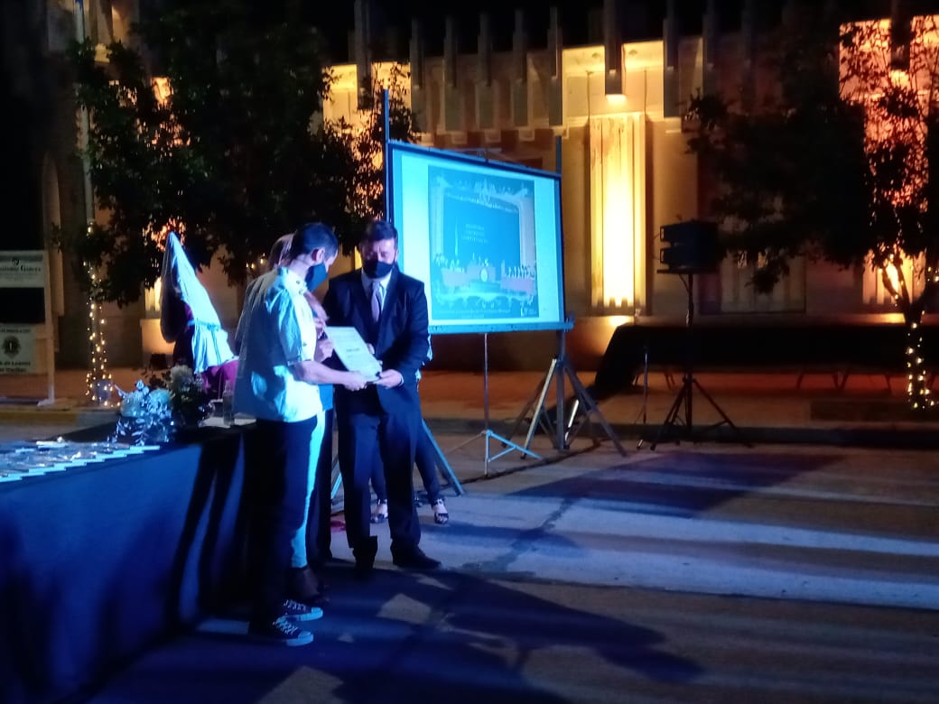 Reconocimiento a convencionales que elaboraron la Carta Orgánica. Testimonios