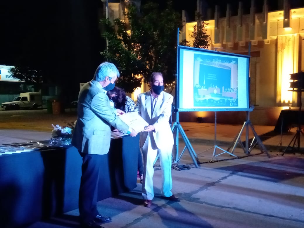 Reconocimiento a convencionales que elaboraron la Carta Orgánica. Testimonios