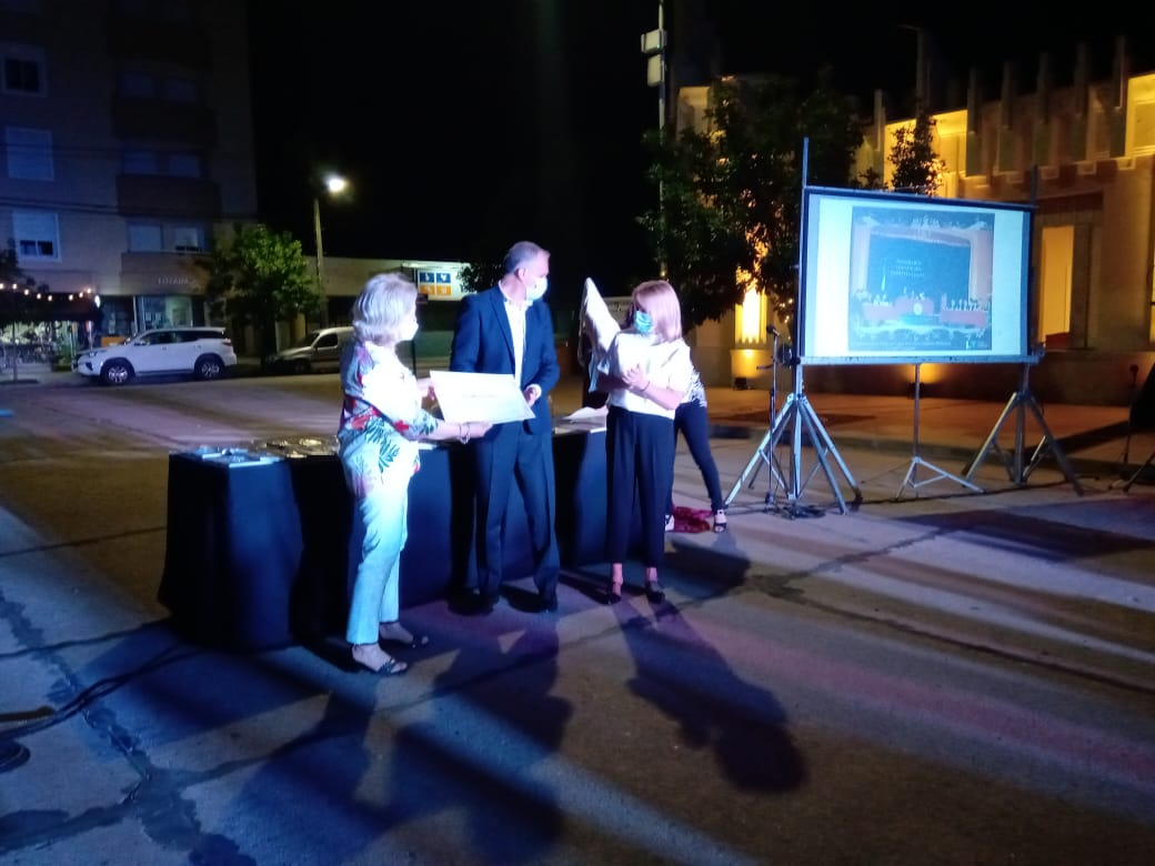 Reconocimiento a convencionales que elaboraron la Carta Orgánica. Testimonios