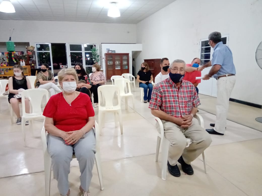 El Rotary Club Las Varillas distinguió a dos ciudadanos por su trayectoria