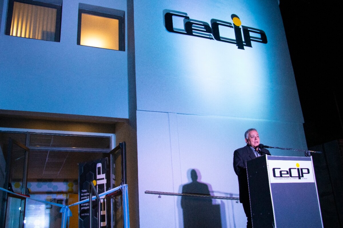 Inauguraron una moderna planta alta en el CeCIP