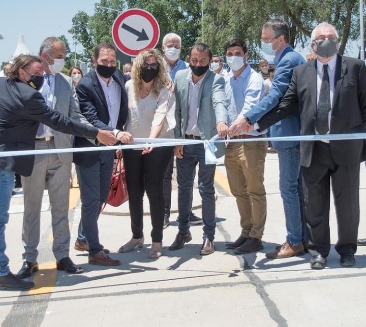 Inauguración de acceso sur por Ruta 158: “Con la paralización de esta obra se le había puesto un tapón a Las Varillas”, dijo Martín Gill