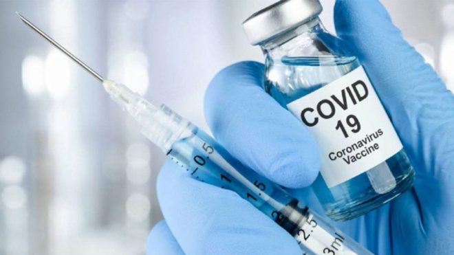 Comenzaron a llegar notificaciones a  mayores de 70 años para vacunarse contra el covid