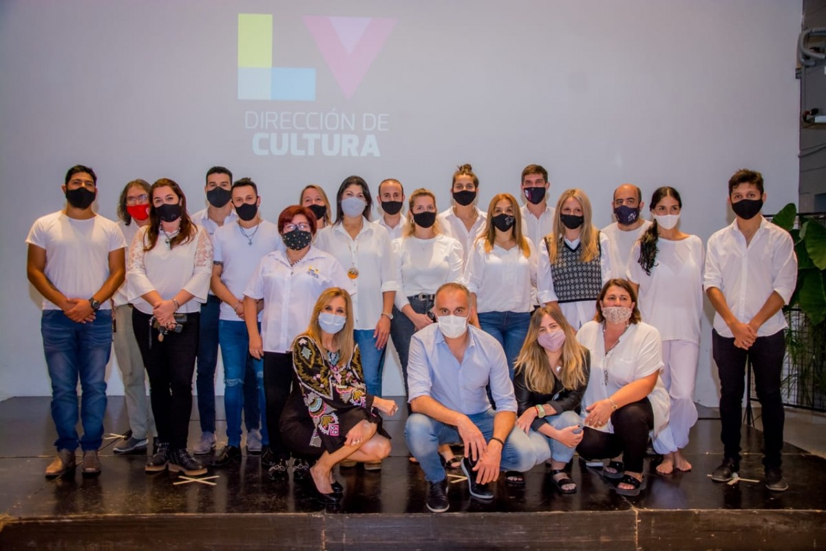 Inauguraron la actividad oficial del Colegio de Arte