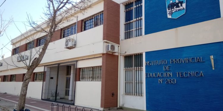Reinicio de clases presenciales en el IPET 263