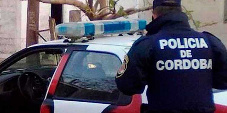 Robo a mano armada en Alicia