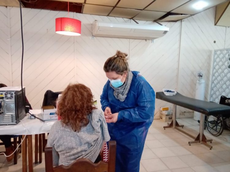 Se vacunaron 500 personas este miércoles en Las Varillas