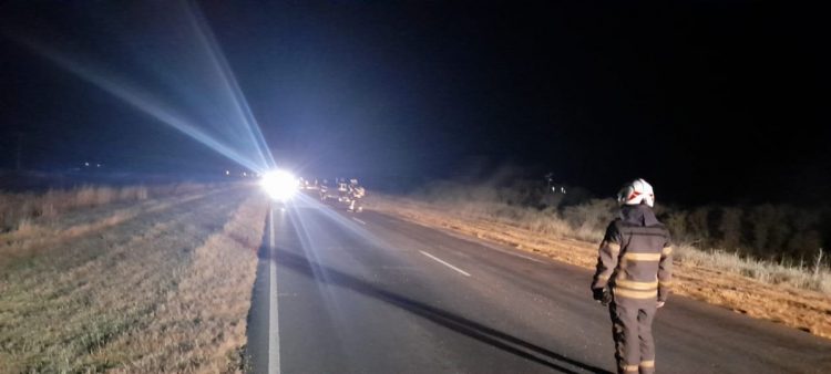 Derrame de cereal sobre ruta 13 entre Las Varillas y El Arañado