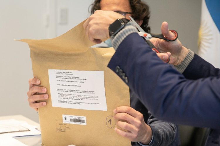 Se conocieron los oferentes para la construcción del “Parque de La Familia” en Las Varillas