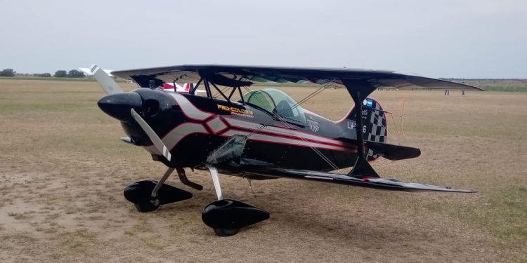 Imágenes y videos del Festival aéreo del Aeroclub y la expo Ciudad Creativa