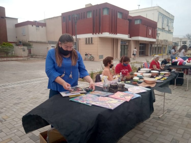 Imágenes y videos del Festival aéreo del Aeroclub y la expo Ciudad Creativa