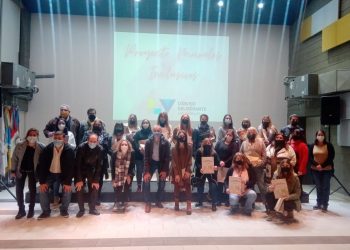 Reconocimiento a los pintores de murales inclusivos