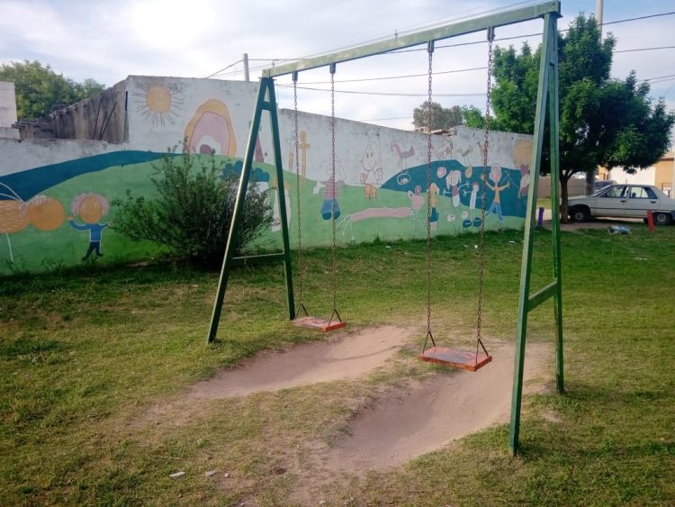 ¿Cómo está la plaza de tu barrio? hoy estuvimos en El Plástico 1