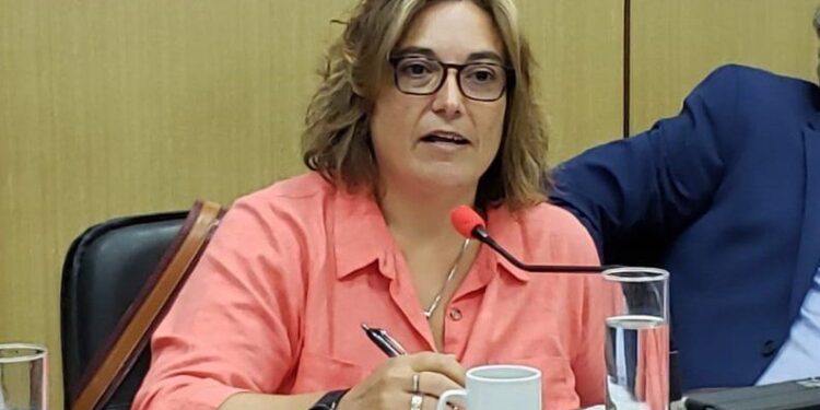 “Gill debería renunciar  a  su cargo de intendente  y llamar a  elecciones”