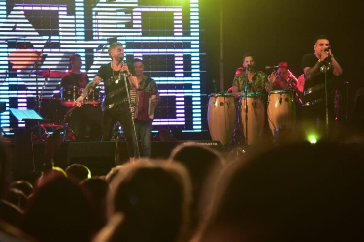 Exitosa primera noche de los carnavales de Pozo del Molle