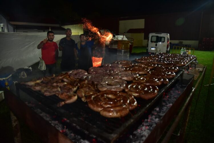 Exitosa primera noche de los carnavales de Pozo del Molle
