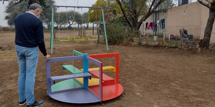 El Municipio recuperó la plazoleta de B° Pueblo Chico
