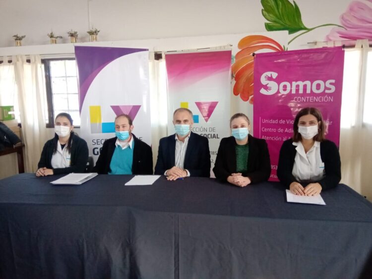 Anunciaron capacitación para profesionales que tratan  con adultos mayores