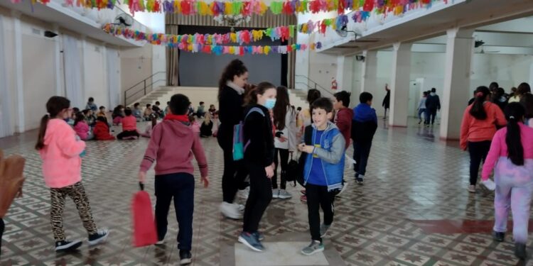 Con más de 100 niños inscriptos, comenzó el Taller Recreativo de Invierno