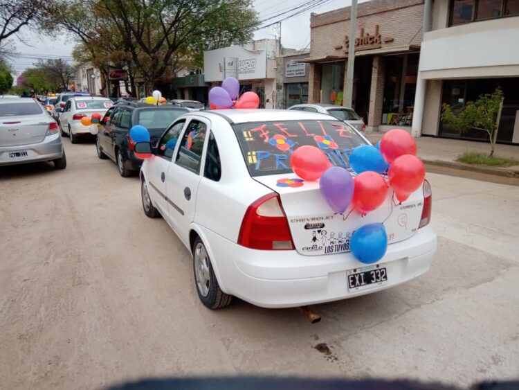 Tradicional Caravana del Zuvi en el Día de la Primavera