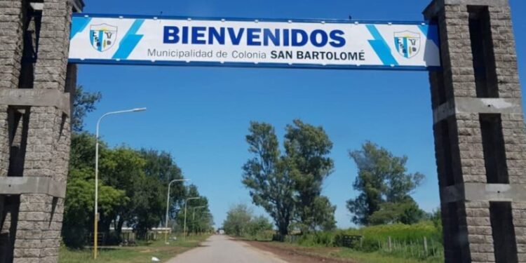 Un hombre fue apuñalado en un club de Colonia San Bartolomé