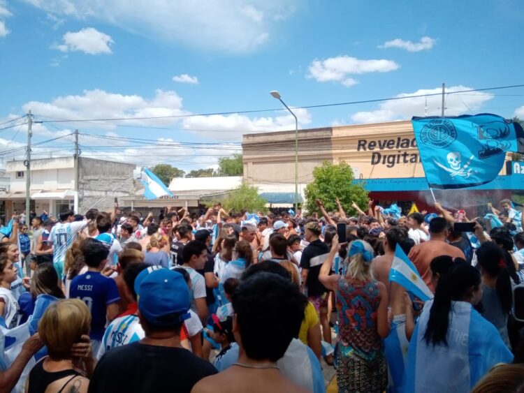Las Varillas festejó el campeonato del mundo de Argentina. Mirá las imágenes aquí