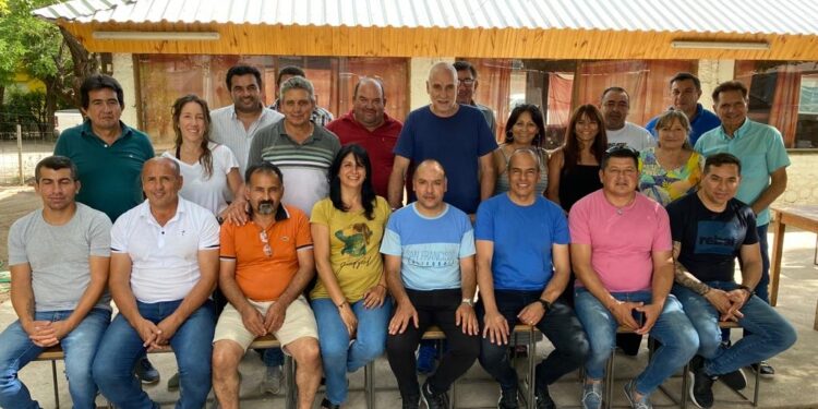 San Alberto: Legisladores, intendentes y presidentes comunales brindan apoyo a Martín Llaryora