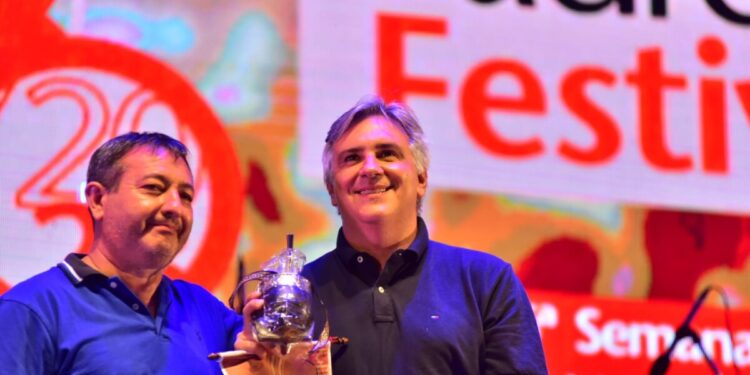 Deán Funes: el vecinalismo independiente apoya a Llaryora