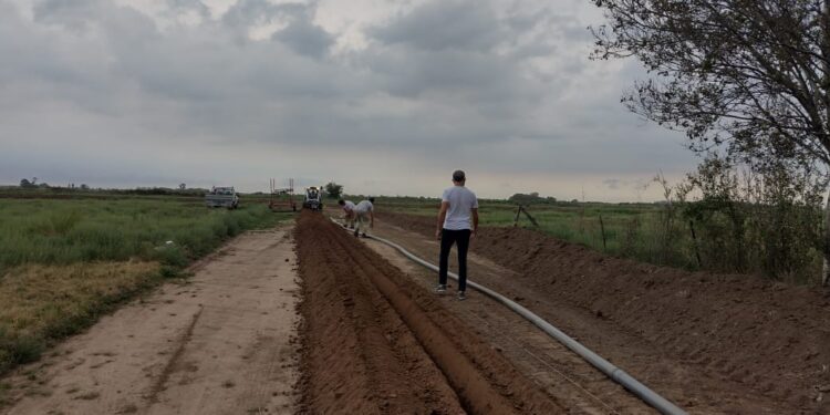 Ampliación de la red de agua potable en el Loteo Caverzasi