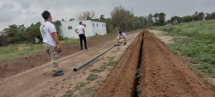 Ampliación de la red de agua potable en el Loteo Caverzasi