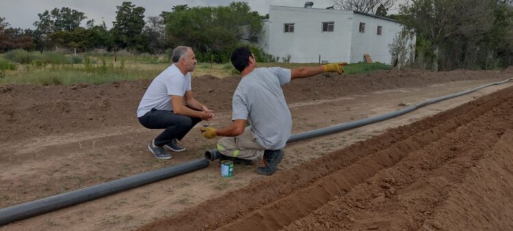 Ampliación de la red de agua potable en el Loteo Caverzasi