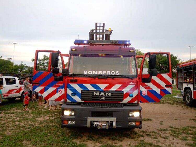 Presentaron la nueva unidad de Bomberos de Las Varillas