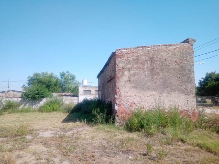 Construyen viviendas económicas en un  histórico lugar de Las Varillas