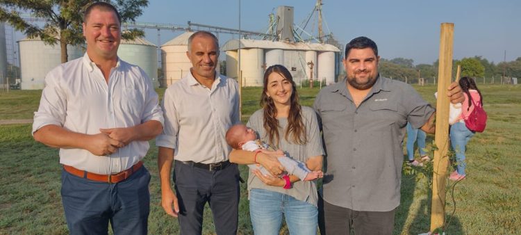 Programa Sembrando Vida: se colocaron 29 plantas y se dispuso un nuevo espacio de juegos