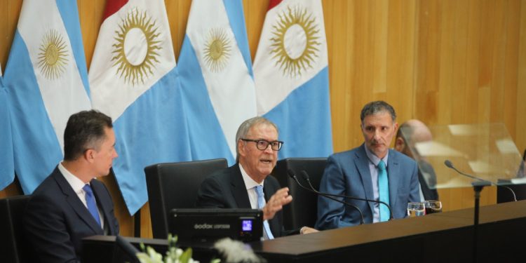 Schiaretti: “Debemos ser un país federal en serio”