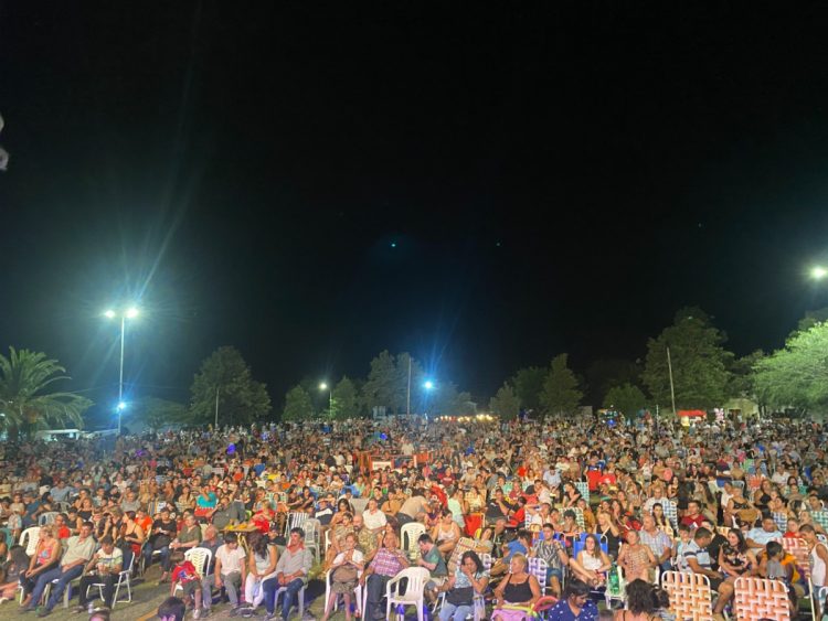 Unas 8 mil personas concurrieron a los carnavales de Las Varillas