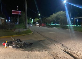 Colonia San Bartolomé: un motociclista resultó con lesiones graves en un accidente de tránsito