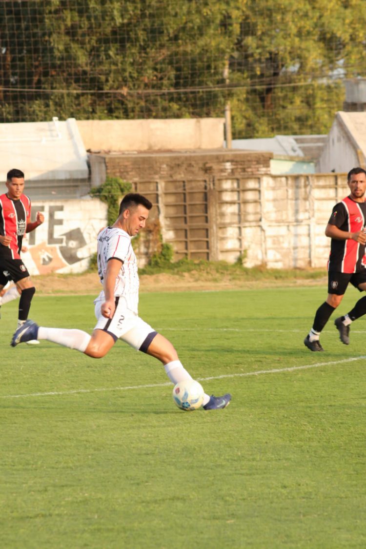 Fútbol  Provincial: Almafuerte goleó y pasó a cuartos de final