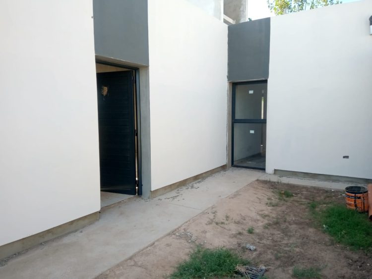 Avanza la construcción de viviendas en el loteo Aires del Este