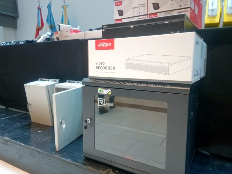 Presentación de nuevos equipos de seguridad y monitoreo
