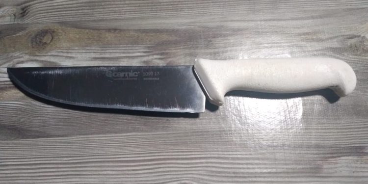Secuestro de una cuchilla en allanamiento