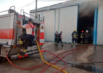 Ardió en el Sector Industrial Planificado un acoplado cargado con carbón