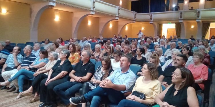 Reconocimiento a mujeres varillenses