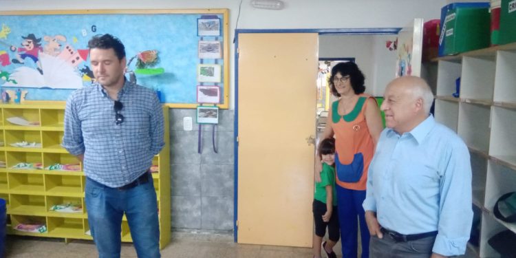 Visita del gobernador del Rotary a instituciones varillenses