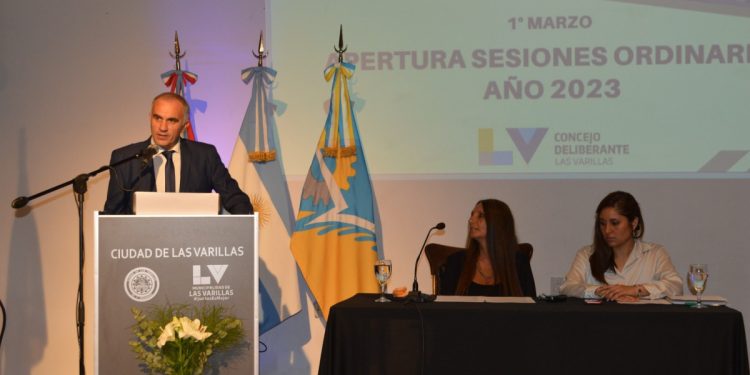 El intendente abrió el periodo 2023 del Concejo Deliberante con acento en la obra pública