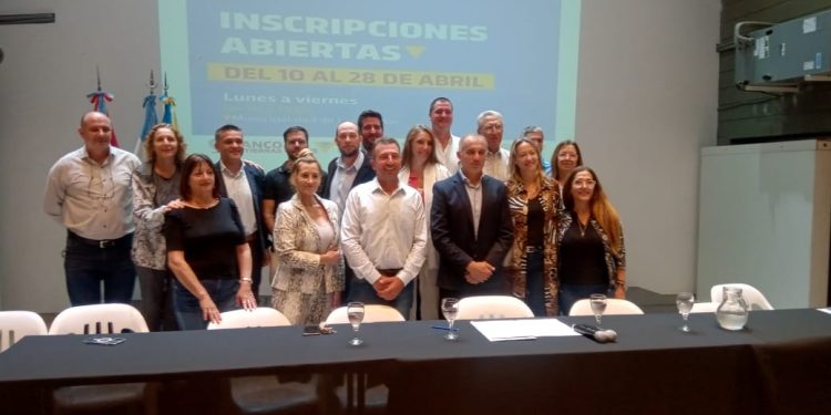 Anunciaron la fecha de apertura para las inscripciones a viviendas y terrenos del loteo Aires del Este.