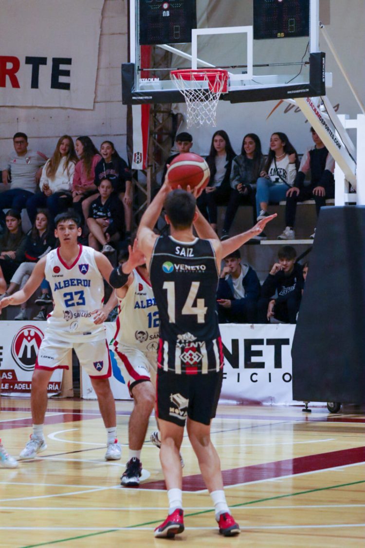 Básquetbol: Almafuerte derrotó a Alberdi de San Luis