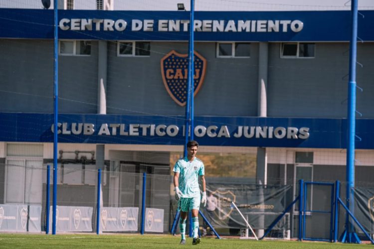 Camilo Salamanca: arco invicto en Boca que arrasó a River en el superclásico de inferiores.