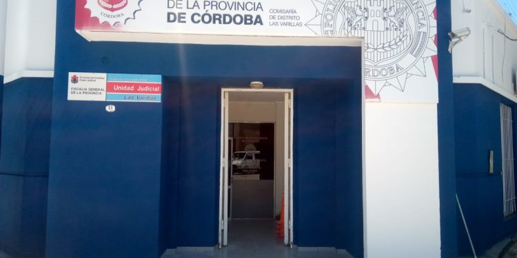 Agredieron a un joven y le robaron el celular