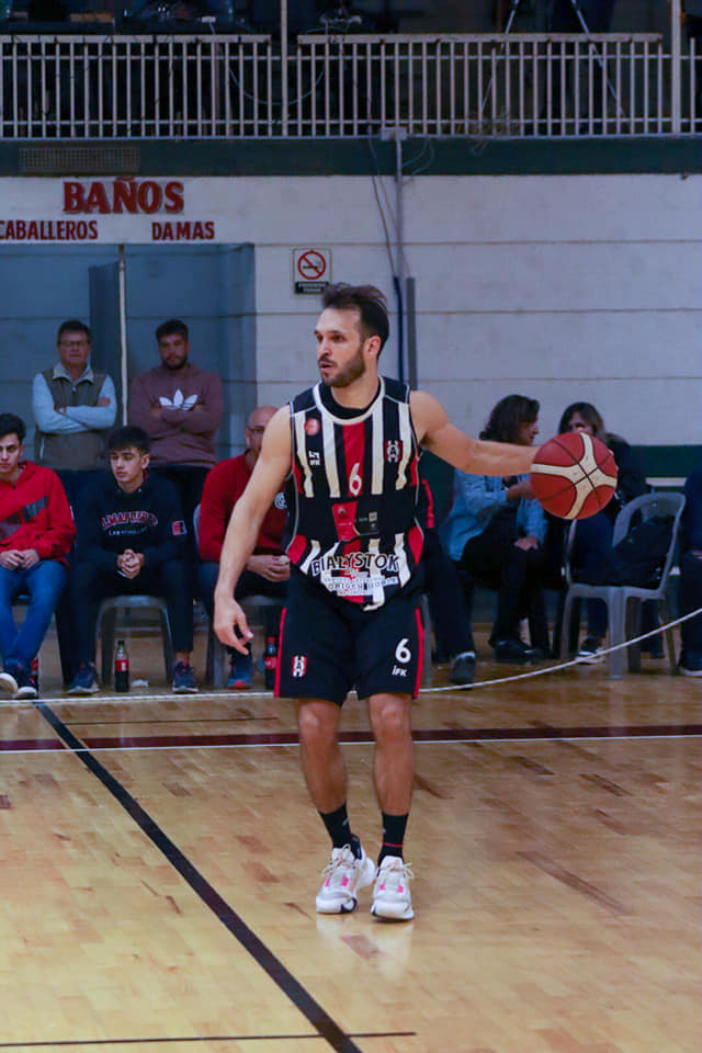 Liga Federal de Básquetbol: Almafuerte bajó al puntero